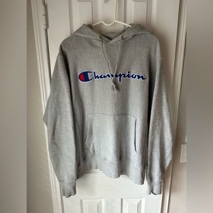 Men’s champion sweatshirt